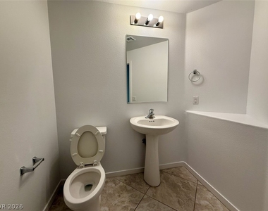 389 Wilford Springs Street - Photo Thumbnail 25