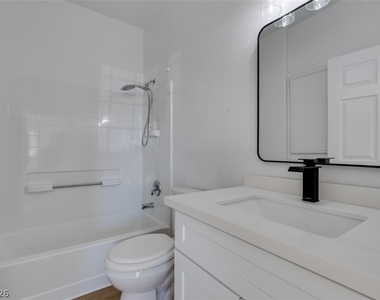4730 E Craig Road - Photo Thumbnail 21