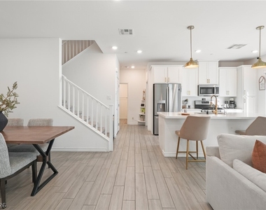 219 Cordelia Cove Avenue - Photo Thumbnail 1