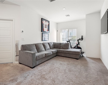 219 Cordelia Cove Avenue - Photo Thumbnail 13