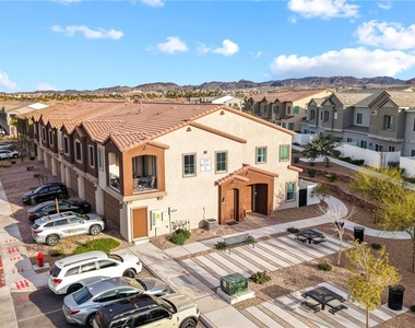 219 Cordelia Cove Avenue - Photo Thumbnail 22