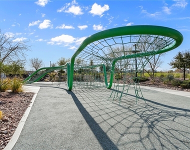 219 Cordelia Cove Avenue - Photo Thumbnail 52