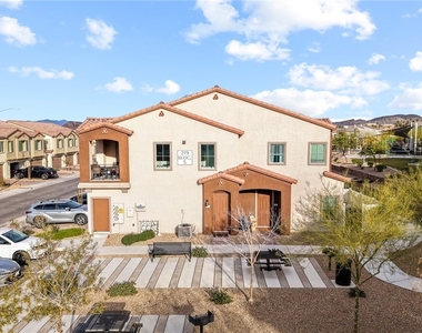 219 Cordelia Cove Avenue - Photo Thumbnail 23