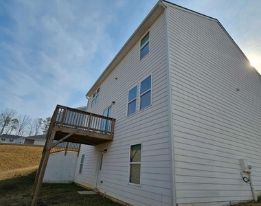 504 Pemberton Street - Photo Thumbnail 3