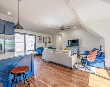 767 Terry Street - Photo Thumbnail 22