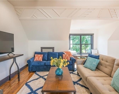 767 Terry Street - Photo Thumbnail 30