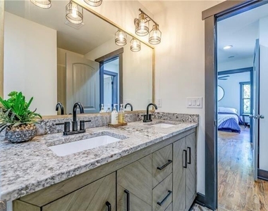 767 Terry Street - Photo Thumbnail 17