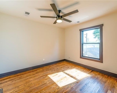 767 Terry Street - Photo Thumbnail 15