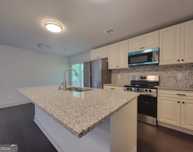 411 Loblolly Ridge - Photo Thumbnail 2