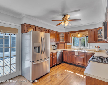 608 Brielle Avenue - Photo Thumbnail 14