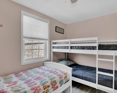 222 Hiering Avenue - Photo Thumbnail 12