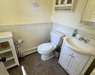 282 Lawrence Avenue - Photo Thumbnail 17
