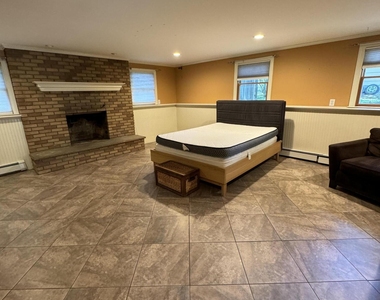 282 Lawrence Avenue - Photo Thumbnail 15