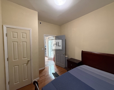 Benziger Avenue - Photo Thumbnail 2