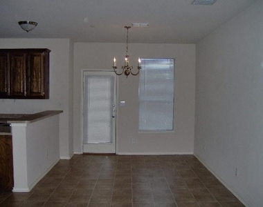5413 Soledad Drive - Photo Thumbnail 2