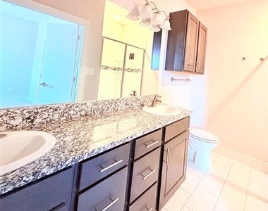 212 Stellariga Place - Photo Thumbnail 7