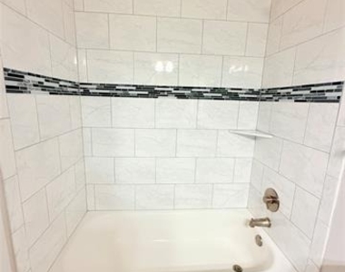 212 Stellariga Place - Photo Thumbnail 11