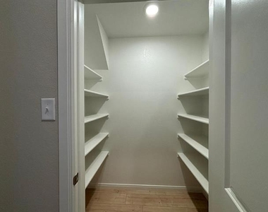 1336 Water Canna Drive - Photo Thumbnail 20