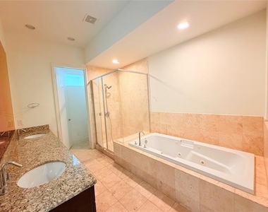 1600 N Haskell Avenue - Photo Thumbnail 15