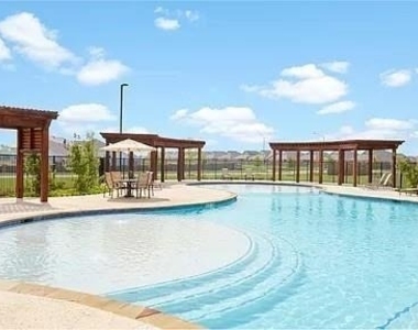 9925 Little Tree Lane - Photo Thumbnail 15