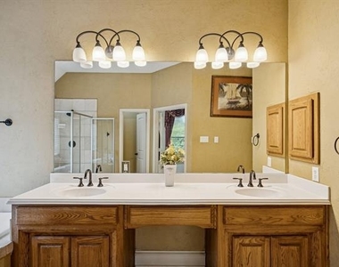 4010 Eider Drive - Photo Thumbnail 26
