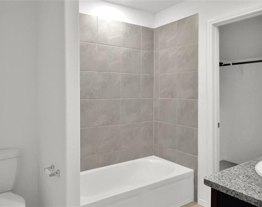 3604 Esperanza Street - Photo Thumbnail 8