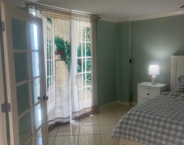 1160 N Federal Highway - Photo Thumbnail 5