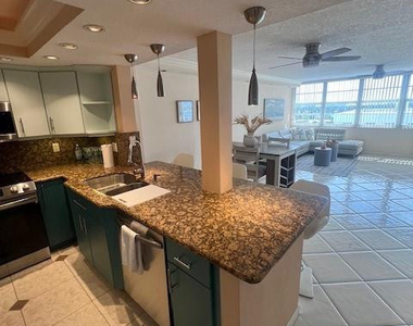 1160 N Federal Highway - Photo Thumbnail 2