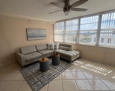 1160 N Federal Highway - Photo Thumbnail 3