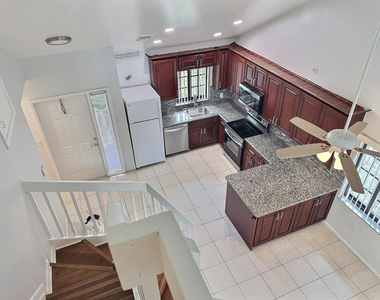 2652 Riverside Drive - Photo Thumbnail 19