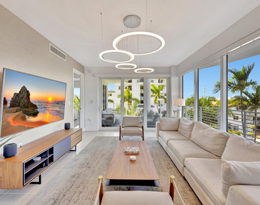 612 Bayshore Drive - Photo Thumbnail 10