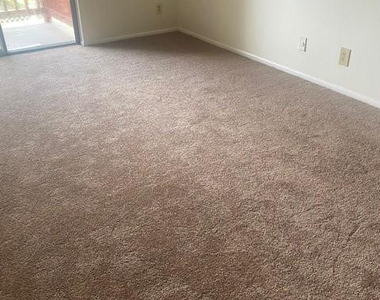 5922 Thomas Street - Photo Thumbnail 1