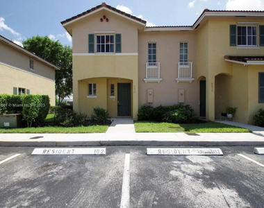 6030 Sw 19th Place - Photo Thumbnail 9