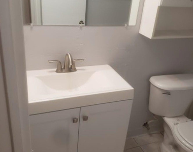 4096 N Pine Island Road - Photo Thumbnail 9