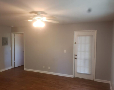 4096 N Pine Island Road - Photo Thumbnail 2