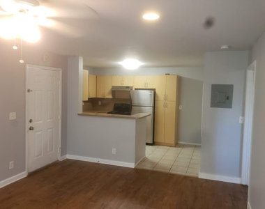 4096 N Pine Island Road - Photo Thumbnail 4