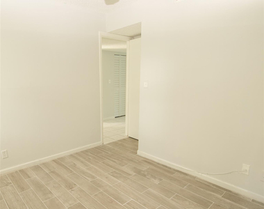 7355 Woodmont Terrace - Photo Thumbnail 15