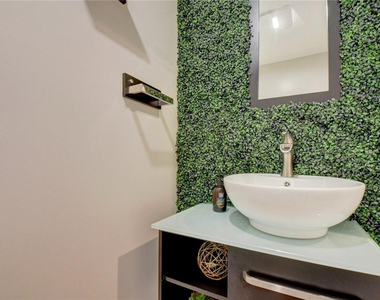 246 Avenue L - Photo Thumbnail 23