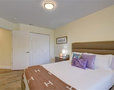 246 Avenue L - Photo Thumbnail 56