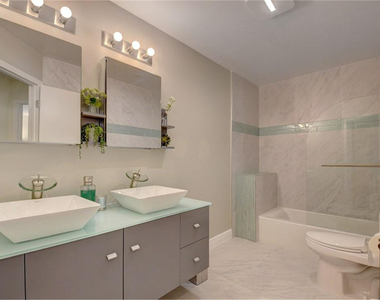 246 Avenue L - Photo Thumbnail 49
