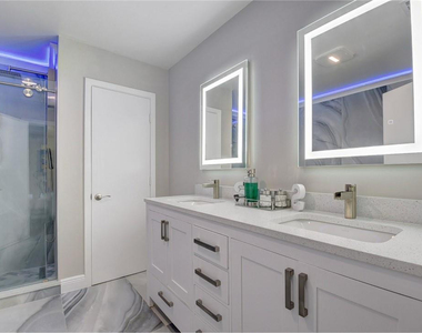 246 Avenue L - Photo Thumbnail 42