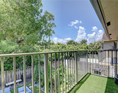 246 Avenue L - Photo Thumbnail 45