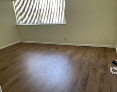 3363 Spanish Moss Terrace - Photo Thumbnail 3