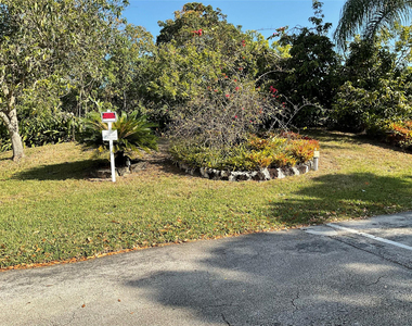 3363 Spanish Moss Terrace - Photo Thumbnail 9