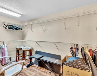10240 Nw 33rd Place - Photo Thumbnail 29