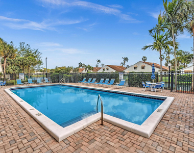 10240 Nw 33rd Place - Photo Thumbnail 35