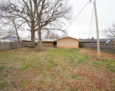 1621 Kavel Drive - Photo Thumbnail 26