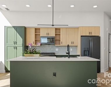 124 E Kingston Avenue - Photo Thumbnail 39