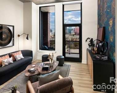 124 E Kingston Avenue - Photo Thumbnail 24