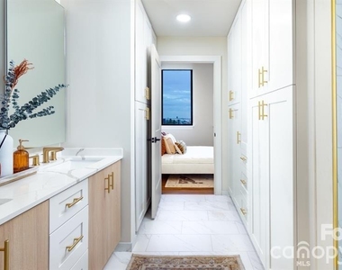 124 E Kingston Avenue - Photo Thumbnail 27